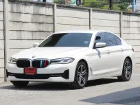 2022 BMW 5 Series 2.0 530e รถเก๋ง 4 ประตู ฟรีดาวน์ รถสวย ไมล์น้อย  