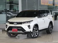 Toyota Fortuner 2.4 Legender 4WD ปี 2022 ไมล์แท้3x,xxxโล รถบ้านมือเดียว สวยเดิมทั้งคัน ฟรีดาวน์