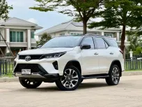 Toyota Fortuner 2.4 Legender ปี 2021 มือเดียว ไมล์น้อย  30,000 km. 