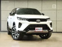 2022 Toyota FORTUNER 2.4 Legender (Black top) SUV AT ไมล์แท้ รับประกันตัวรถ 5 ปี 150,000 KM B7751 