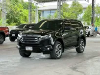 Isuzu MU-X 3.0 Ultimate 2WD AT 2022