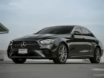 Benz E300e AMG ปี 2021 ถูกใจสายไฮบริด ขับชิลวารันตีเหลือ มือเดียว ป้ายแดง