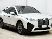 BMW iX 70.0kWh xDrive40 2023 ปี 2023 มือเดียว เอกสารครบ