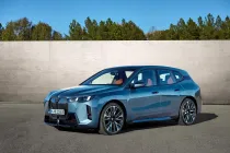 BMW เผยโฉม iX xDrive45 M Sport LCI และ iX1 eDrive20L M Sport รุ่นฐานล้อยาว พร้อมจำหน่ายในงาน Motor Expo 2025