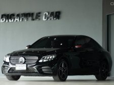 ไมล์แท้ๆ 30,000 2021 Mercedes-Benz C300e 2.0 e AMG Sport รถเก๋ง 4 ประตู เจ้าของขายเอง