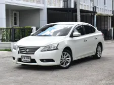 Nissan Sylphy  1.6V ปี2013 สีขาว ออโต้ เบนซิน ไมล์แท้ 100,000 กม.