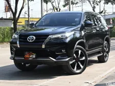 Toyota Fortuner 2.8 TRD Sportivo 2019 รถบ้านมือเดียวใช้งานน้อยไมล์เพียง 2 หมื่นกว่าโล ชุดแต่งศูนย์