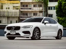 New !! Volvo S60 T8 Momentum AWD ปี 2020 รถมือเดียวป้ายแดง Option เต็มมาก 