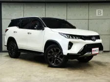 2023 Toyota Fortuner 2.8 Legender SUV AT (Black Top) รุ่น TOP สุด 2WD ไมล์แท้ 1 หมื่น B7272