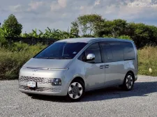 HYUNDAI STARIA 2.2 SEL (รุ่นท็อป) ปี 2022 มือแรก ใช้งานน้อย เซอร์วิสศูนย์ พึ่งเปลี่ยนน้ำมันเครื่อง