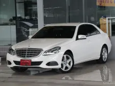 Mercedes-Benz E-Class 2.0 E200 Executive ปี2014 รถบ้านมือเดียว ไมล์แท้9x,xxxโล เข้าศูนย์ตลอด ฟรีดาวน