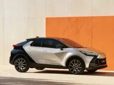 ราคา Toyota C-HR 2026: ราคาและตารางผ่อน โตโยต้า ซี-เอชอาร์ เดือนเมษายน 2569