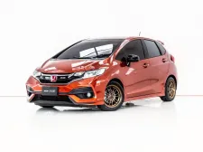 3B071 HONDA JAZZ GK 1.5 RS AT 2018
