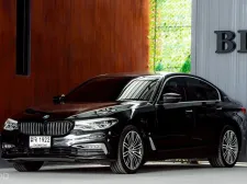 2017 BMW 5 Series 2.0 530e รถเก๋ง 4 ประตู รถบ้านแท้