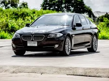 2010 BMW 5 Series 2.5 523i รถเก๋ง 4 ประตู 
