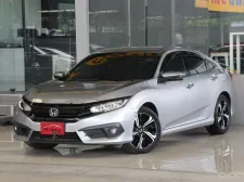 Honda CIVIC 1.5 Turbo RS ปี 2017 ไมล์แท้7x,xxxโล เข้าศูนย์ตลอด รถบ้านมือเดียว สวยเดิมทั้งคัน ฟรีดาวน
