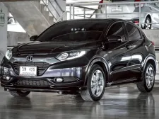 Honda HR-V 1.8 E ปี 2015 สีเทา สวยมาก พร้อมใช้งาน