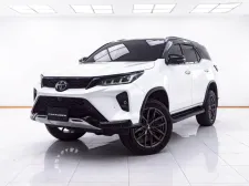 1E206 TOYOTA FORTUNER 2.8 LEGENDER BLACK TOP 2WD AT 2021