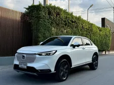 Honda HR-V 1.5 e:HEV 2024 มือเดียวออกห้าง สภาพใหม่ ไมล์น้อย 40,000 km มือเดียวป้ายแดง 