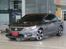 Honda ACCORD 2.4 TECH ปี 2013 Sunroof รถบ้านแท้ๆ ไม่เคยติดแก๊สแน่นอน ใช้น้อยเข้าศูนย์ตลอด ฟรีดาวน์