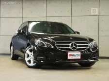 2015 Mercedes-Benz E200 2.0 W212 Avantgarde Sedan AT ไมล์แท้ 3 หมื่น Model Facelift รุ่นสุดท้าย B50