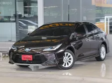 Toyota COROLLA 1.8 Hybrid MID ปี20 รถบ้านมือเดียว ใช้น้อยเข้าศูนย์ตลอด สวยเดิมทั้งคัน ยางสวย ฟรีดาว