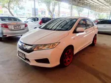 Honda City 1.5 V+ เกียร์ออโต้ ปี 2016/2017 ผ่อนเริ่มต้น 6,*** บาท