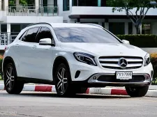 2016 Mercedes-Benz GLA-Class 1.6 GLA200 SUV เจ้าของขายเอง