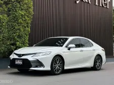 2022 Toyota CAMRY 2.5 HEV Premium รถเก๋ง 4 ประตู รถบ้านมือเดียว ไมล์น้อย 