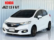  Honda JAZZ 1.5 i-VTEC รถเก๋ง 5 ประตู รถสภาพดี มีประกัน