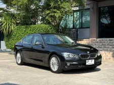 2019 BMW 320D F30 LCI รถออกศูนย์ BMW THAILAND รถวิ่งน้อย เข้าศูนย์ทุกระยะ รถไม่เคยมีอุบัติเหตุครับ