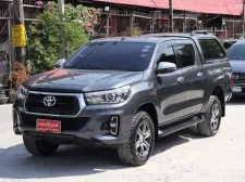 2020 Toyota Hilux Revo 2.4 Prerunner รถเก๋ง 4 ประตู ผ่อน9000/72เดือน