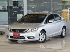 Honda CIVIC 1.8 S i-VTEC ปี 2015 รถบ้านแท้ๆ ไมล์แท้9x,xxxโล  สวยเดิมทั้งคัน ออกรถ0บาท