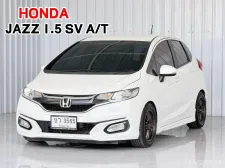 Honda JAZZ 1.5SV  i-VTEC รถเก๋ง 5 ประตู รถสภาพดี มีประกัน