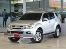 Isuzu MU-X 3.0 dvd navi ปี 2018 รถบ้านมือเดียว ไมล์แท้8x,xxxโล เข้าศูนย์ตลอด สวยเดิมทั้งคัน ฟรีดาวน