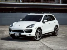 ใช้ไป 105,000 กม. PORSCHE CAYENNE 3.0 S Hybrid 4WD AT 2014 รถสวย พร้อมโอน 