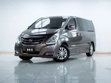 2B350 HYUNDAI H-1 2.5 ELITE AT 2015