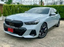 BMW 5 Series 530e G60 ปี 2024 รถบ้านพร้อมใช้งาน ไมล์น้อย มือเดียวป้ายแดง  