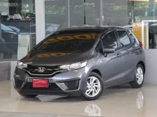 Honda JAZZ 1.5 V+ ปี 2015 รถบ้านมือเดียว ใช้น้อย8x,xxxโล เข้าศูนย์ตลอด ไม่เคยติดแก๊ส ออกรถ0บาท