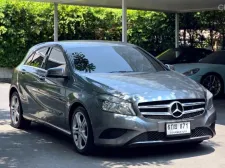 2013 Mercedes-Benz A-Class 1.6 A180 รถเก๋ง 5 ประตู รถบ้านมือเดียว ไมล์น้อย  
