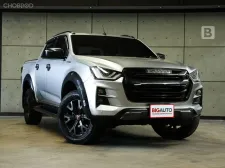 2022 Isuzu D-MAX 3.0 Cab-4 Vcross M 4WD Pickup AT ไมล์แท้ รถมือแรกจากป้ายแดง (Full Option) B7069