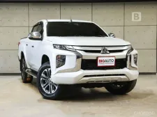2019 Mitsubishi TRITON 2.4 GT Premium 4WD MT ไมล์แท้ 3 หมื่น สเปกนี้หายากมาก มือแรกจากป้ายแดง B9019