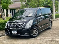 Hyundai H1 2.5 Deluxe (A2) auto ปี 2017 ไมล์ 110,000 กทม รถสวย 
