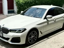 2022 BMW 5 Series 2.0 520d รถเก๋ง 4 ประตู ผ่อนเริ่มต้น รถสวย ไมล์แท้  