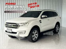 ขับ 4WD  Ford Everest 3.2 Titanium PLUS รถ SUV 7 ที่นั่ง