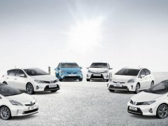 ผู้บริหาร Toyota คาดว่า ตลาดรถซีดานจะฟื้นตัวในปี 2018