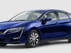 รถพลังงานไฟฟ้า Honda Clarity 2017 เริ่มต้น $269/ด.