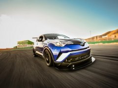 Toyota C-HR R-Tuned 2018 เวอร์ชั่นพิเศษสำหรับลงสนามแข่ง เตรียมเผยโฉมที่งาน SEMA Show 2017