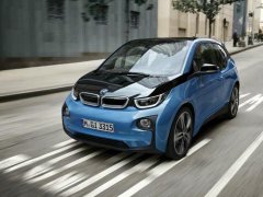 BMW ประกาศยอดขายรถยนต์พลังไฟฟ้าเกินเป้า 100,000 คัน ในสิ้นปี 2017