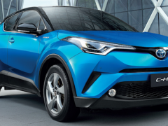 มาแล้ว!! Toyota C-HR 2018 ลงพื้นที่ โชว์ตัวจริงที่โชว์รูมอย่างเป็นทางการแล้ว